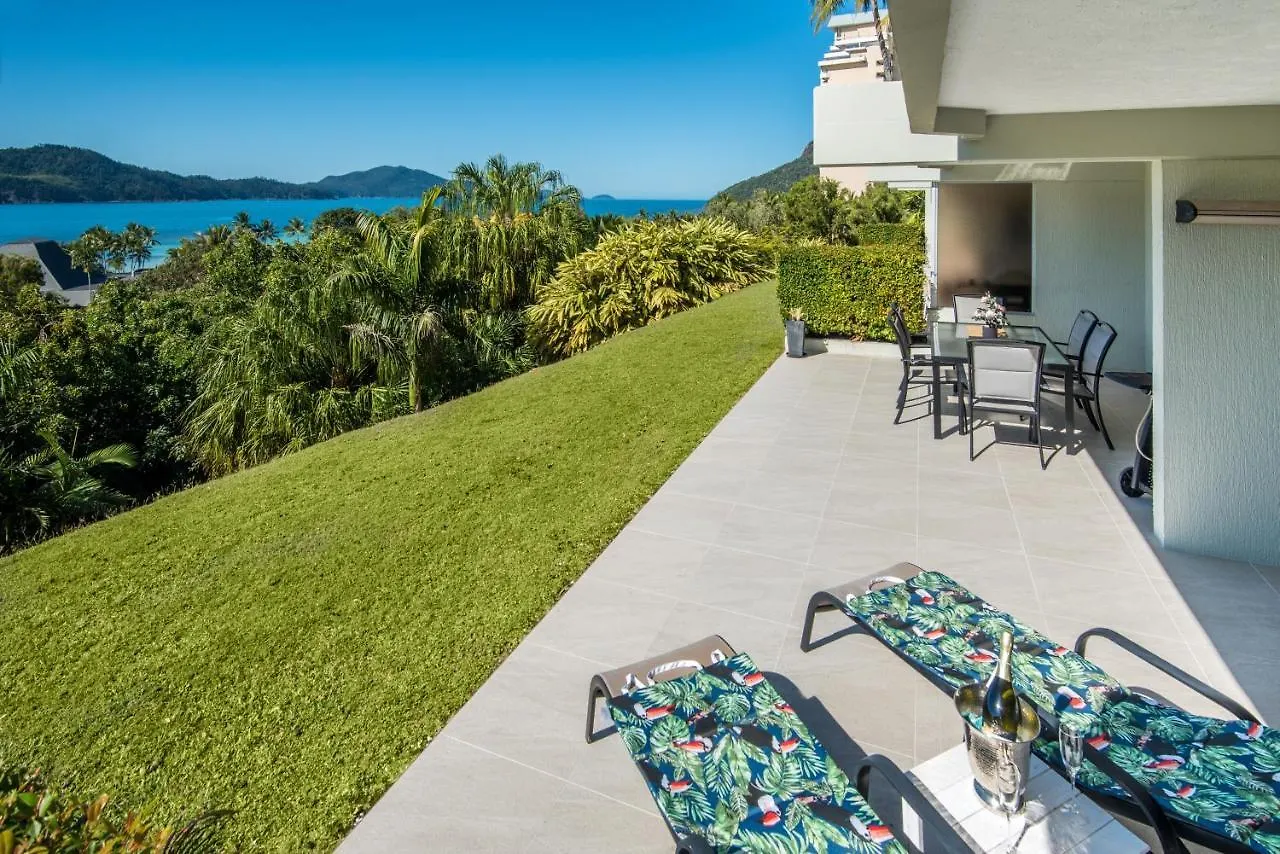 Superior Poinciana 011 On Hamilton Island Lejlighed