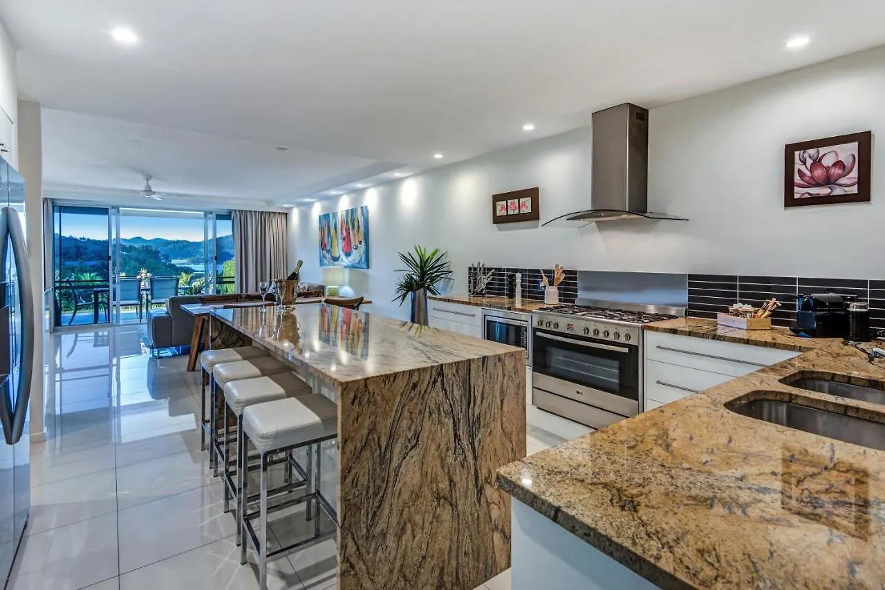 Apartament Superior Poinciana 011 On Hamilton Island Australia
